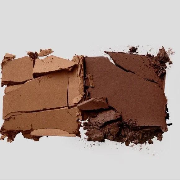 Victoria Beckham Matte Bronzing Brick Bronzer - Shade 05 Terracotta / Tawny NIB - Picture 2 of 11